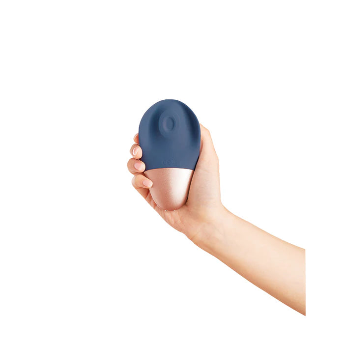 Deia The Arouser Pulsating External Stimulator Silicone
